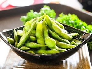 Quả đậu　（枝豆）