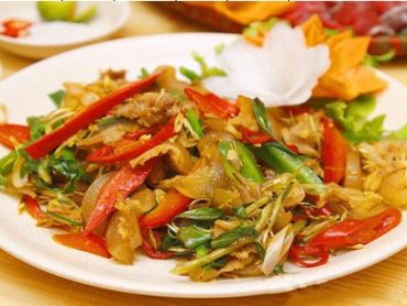 Bò xào sả ớt　牛肉。レモングラス。唐辛子炒め