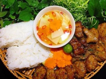 Bún Chả Nướng Hà Nội ブンチャーハノイ