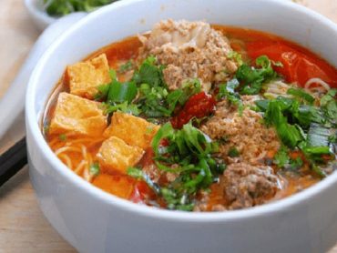 bún riêu cua　（ブンカニ）