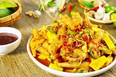 chân gà sốt thái　（鶏足のタイソース）