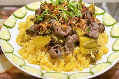Cơm rang dưa bò　牛肉と高菜湏け炒めチャーハン