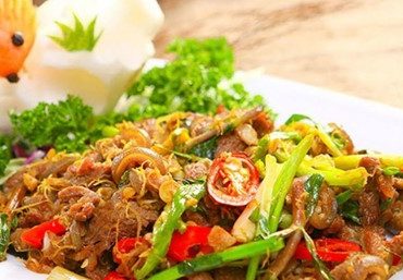 Dê xào lăn 山羊の肉炒め