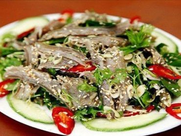 Dê tái chanh　山羊の肉とレモン和え