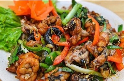 Ếch Xào Sả Ớt カエル辛味炒め