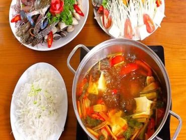 Lẩu thái hải sản　タイ風の海鮮鍋