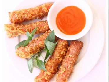 nem chua rán　（醗酵ソーセージ揚げ）