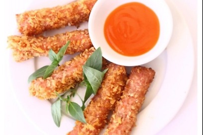 nem chua rán　（醗酵ソーセージ揚げ）