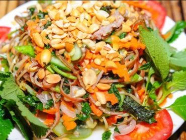 nộm hoa chuối　（バナナハットサラダ）