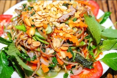 nộm hoa chuối　（バナナハットサラダ）