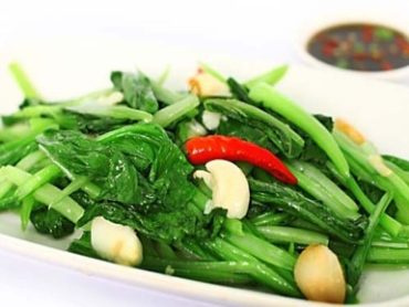 Rau cải xào tỏi　（ガーリックチンゲン菜炒め）