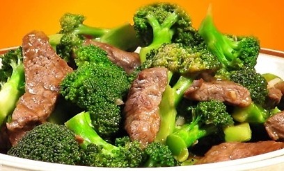 súp lơ xào bò　（ブロッコリーと牛肉炒め）